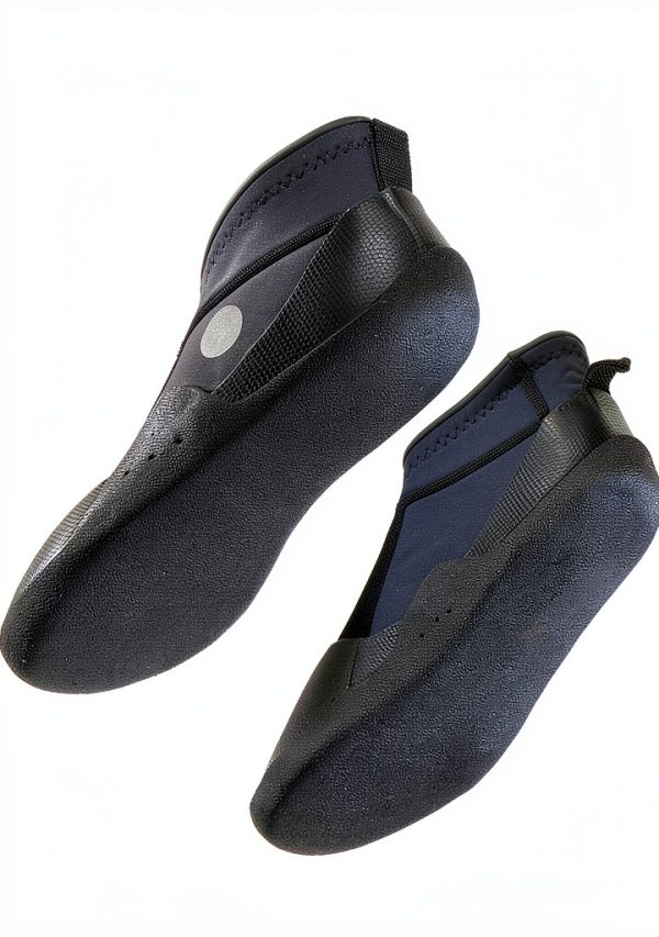 Fourth Element Mens Water Shoes Black Size 5-1